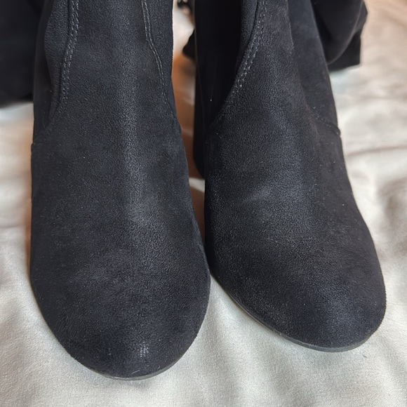 Steve Madden Norri Over the Knee Boots - Picture 6 of 9